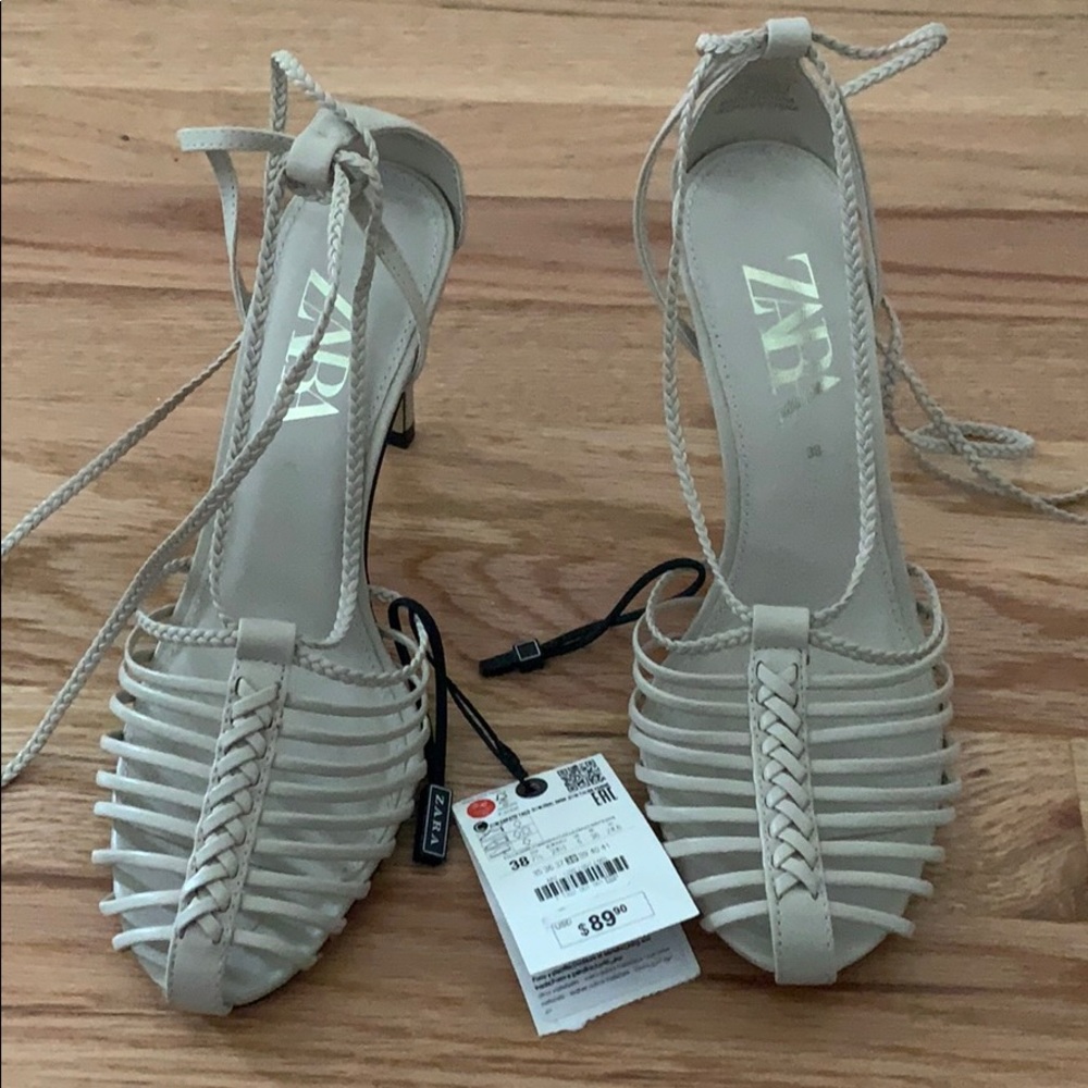White Zara sandals - Picture 1 of 2